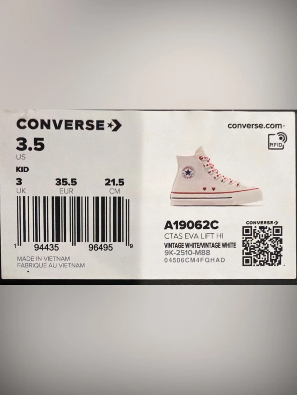 Converse playful white